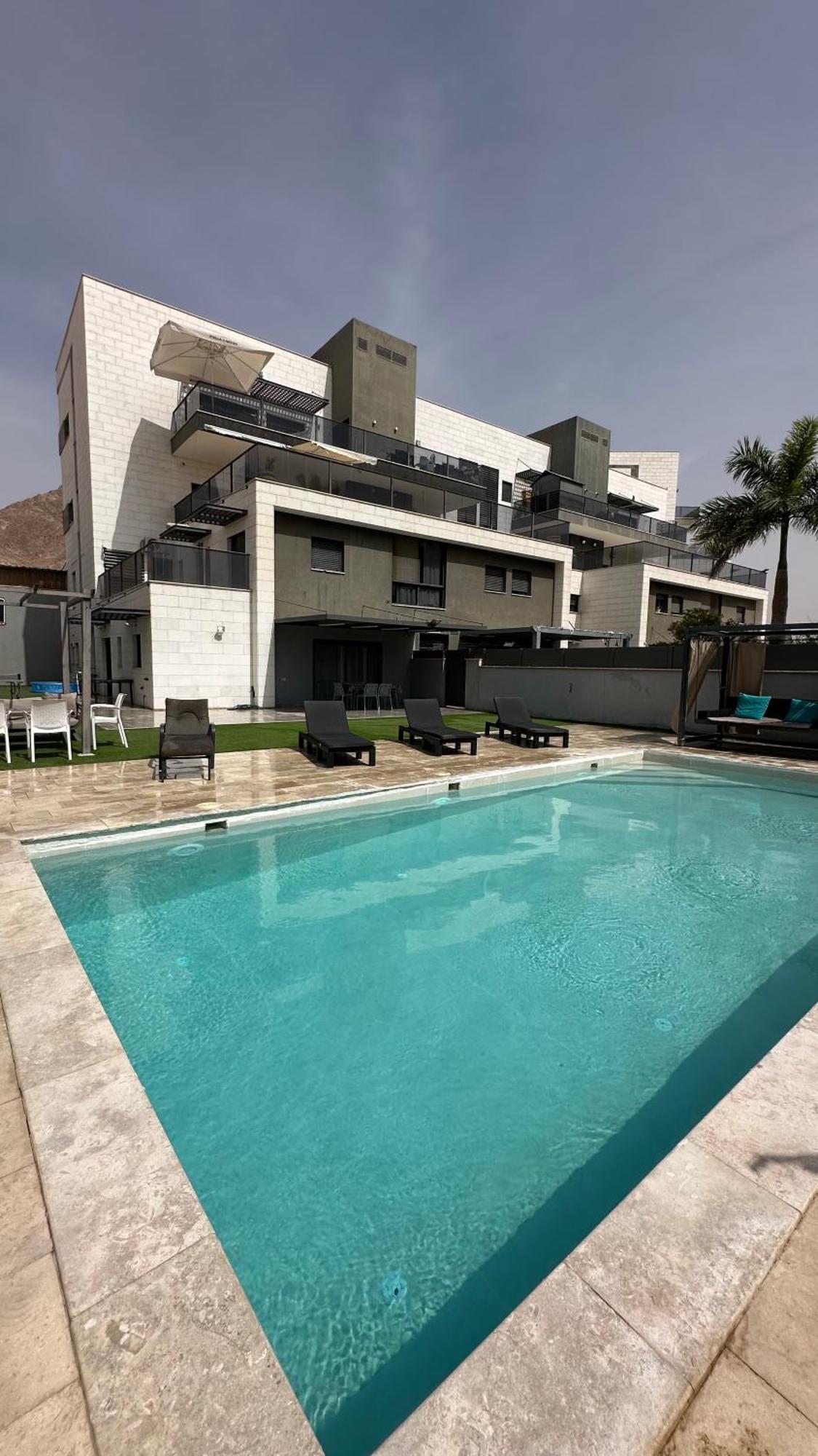 Luxury Garden Floor Eilat Apartment Luaran gambar